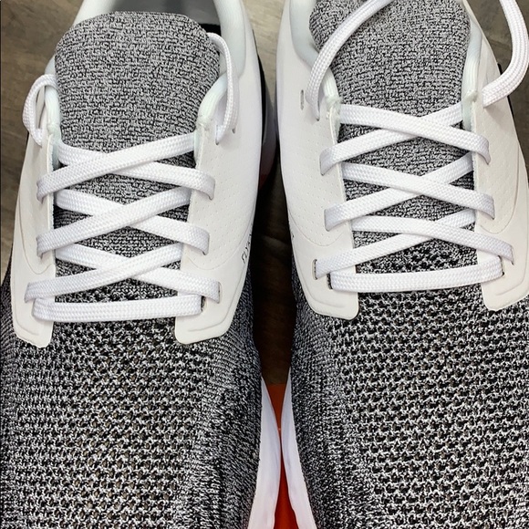 NIKE ODYSSEY REACT 2 FLYKNIT white/black men’s - Picture 15 of 16